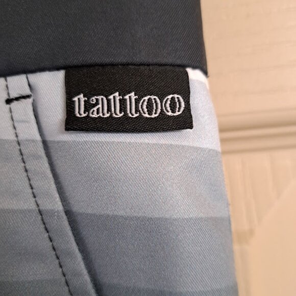 Tattoo Golf Zuma Shorts Striped Performance Men's Size 38 - Picture 2 of 5